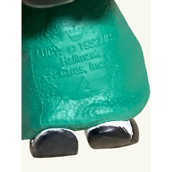 Hallmark Keepsake Ornament The Peanuts Gang Lucy With Football 1994 Collectors S - Picture 11 of 12